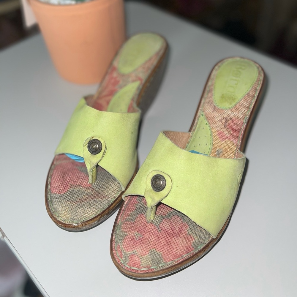Born Drilles Wedge heel